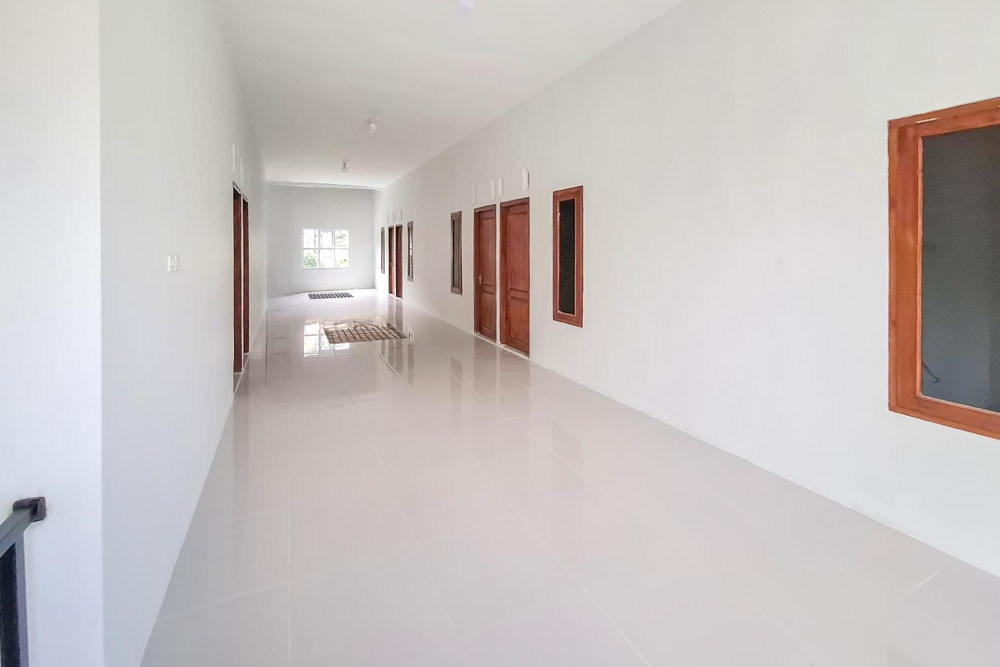 Hotel Reddoorz Syariah Near Alun-alun 2*